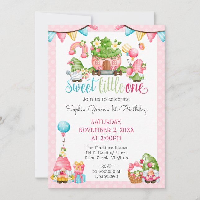 Invitación Jardín Gnome de Fresas Pequeño Un Primer Cumpleaño (Anverso)