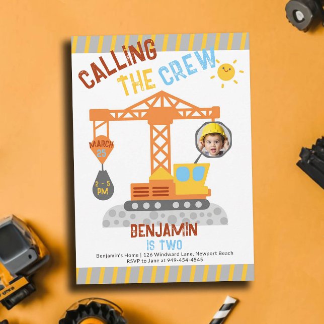 Invitación Joven de la tripulación de la grúa de construcción (photo construction birthday invitation 2 second boys crane vehicle crew theme personalized cute fun)