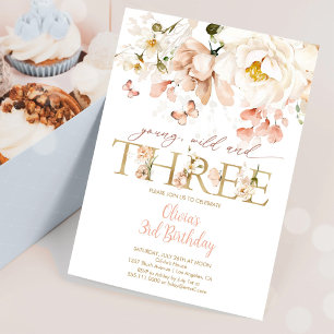 Invitación Joven Salvaje y Tres Cumpleaños Floral Blush