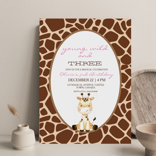 Invitación Joven y salvaje rosado y tres fiesta de cumpleaños (Subido por el creador)