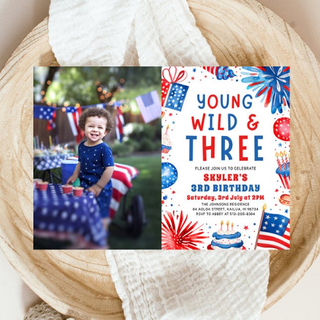 Invitación Jóvenes salvajes y tres Fiestas del 3 de julio (Watercolor Patriotic Fireworks Young Wild and Three 4th July 3rd Birthday Party Invitation)