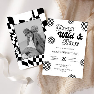Invitación Jóvenes salvajes y tres niños retro tercer cumplea