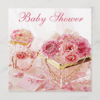 Joyas atractivas, flores rosadas y cajas Baby