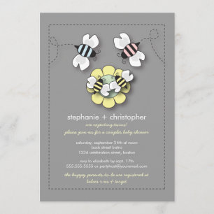 Invitación La familia feliz de la abeja junta a los gemelos