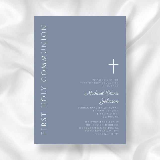 Invitación La moderna Cruz Azul Polvorienta Primera Santa Com (Modern Dusty Blue Cross First Holy Communion Invitation)
