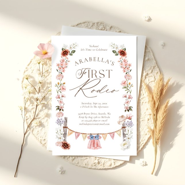 Invitación La niñita salvaje de West First Rodeo Primer cumpl (Wild West Little Cowgirl First Rodeo 1st Birthday Invitation)