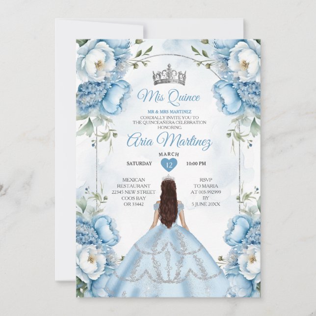 Invitación La Princesa Quiñceanera De Flora Blanca Y Azul Ele (Anverso)