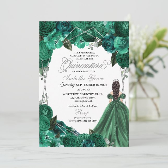 Invitación La princesa verde esmeralda se viste con Tiara Qui (Anverso de pie)