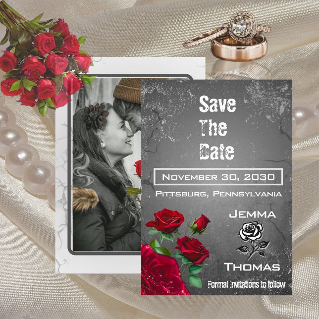 Invitación La rosa roja y la boda texturada de Grunge salvan  (Subido por el creador)