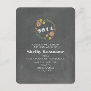 Invitación La tiza inspiró la graduación floral anaranjada de
