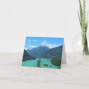 Invitación Lago Turquesa de montaña blanca y nieve en Washing