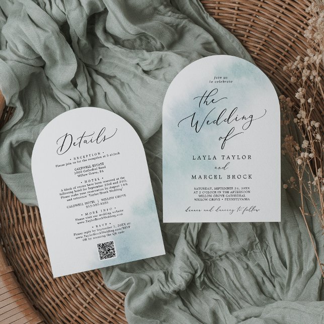 Invitación Lavado De Agua Azul Todo En Un Boda De Arco QR (Watercolor Wash Blue All In One QR Arch Wedding Invitation)