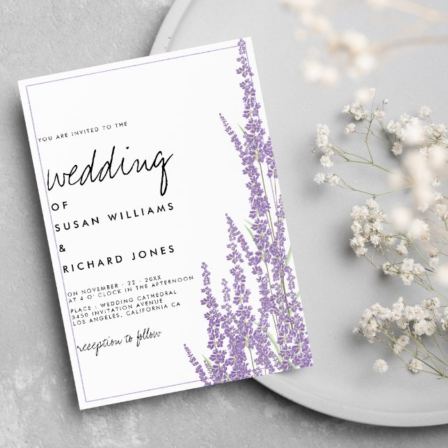 Invitación Lavender boda floral manuscrito blanco (Lavender white handwritten script floral wedding invitation )