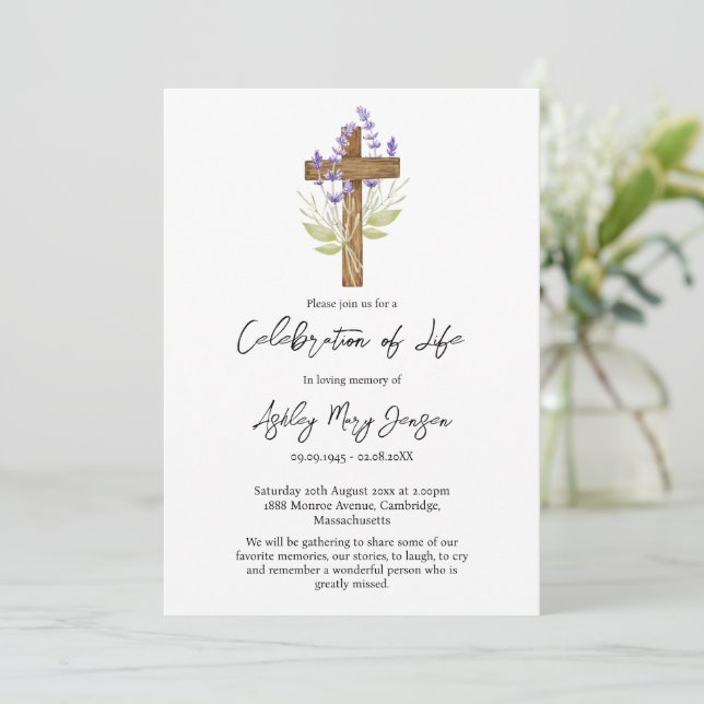 Invitación Lavender Cross Celebration of Life Funeral (Anverso de pie)