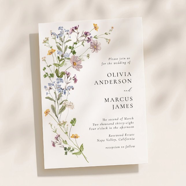Invitación Lavender Wildflower Spray Refined Wedding (Airy wildflower spray wedding invitation with elegant serif typography and soft watercolor florals)