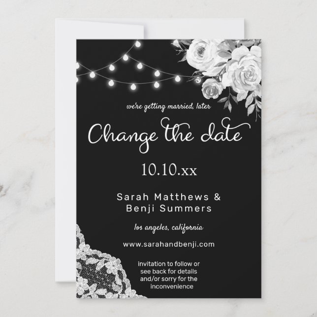 Invitación Lazo floral blanco y negro cambia la fecha (Anverso)