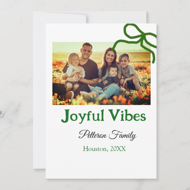 Invitación Lazo verde vibraciones alegres añadir nombre de fo (Anverso)