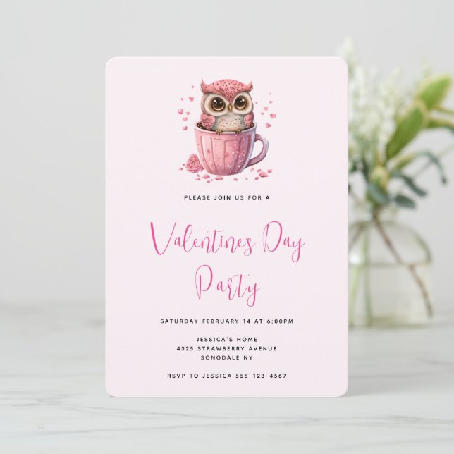 Invitación Lechuza rosada en un Fiesta El día de San Valentín (Anverso de pie)
