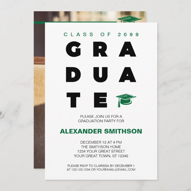 Invitación Letras de GRADUADO negrita verde y graduación de C (Anverso / Reverso)