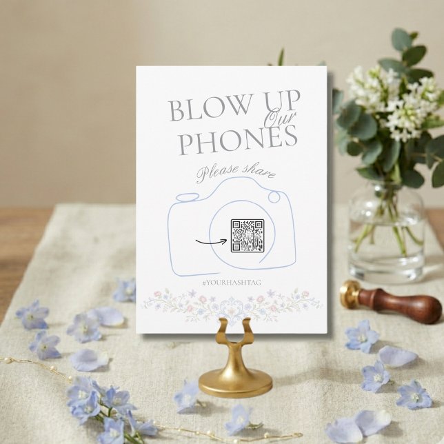 Invitación Letrero de mesa para soplar nuestros teléfonos de  (Floral Wedding Blow up our Phones Table Sign)