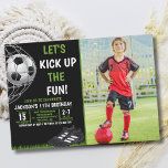 Invitación Let's Kick up the fun!, Funny Soccer Birthday<br><div class="desc">Festeja a tu hijo o Hija Futbolista con este lindo diseño para cumpleaños de niños o niñas futbolistas con colores verde y negro y la imagen de un balon de soccer anotando un gool!!, En el diseño tiene todos los datos necesarios para tu fiesta con tematica de futbol soccer para...</div>