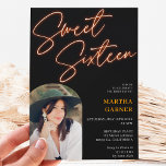 Invitación Leyenda de señas del naranja Neon para la diversió<br><div class="desc">Un audaz y brillante guión de Rótulo neón naranja con foto arco dulce invitación de fiesta de 16 cumpleaños en negro.</div>
