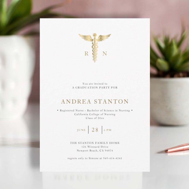 Invitación Licenciatura en Enfermería Graduación Faux Gold Ca (nursing school graduation gold caduceum elegant minimalist modern white simple classy nurse grad)