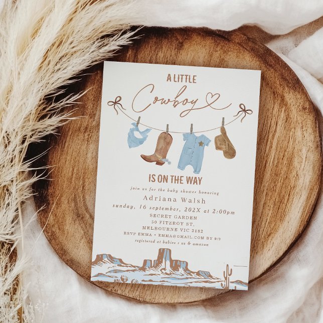 Invitación Línea azul occidental de ropa Pequeño Cowboy Baby  (Cowboy Baby Shower Invitations, A little Cowboy Is On The Way Baby Shower Invitation Template)