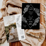 Invitación Línea Botánica Simple Negro Arte Boho QR Código Fo<br><div class="desc">Esta invitación presenta una caligrafía elegante y una tipografía simple con un fondo negro junto con una hermosa línea de diamante con marco floral boho y una foto y código QR. La sencillez y el diseño limpio de esta invitación funcionan bien con todos los temas bodas y sin duda una...</div>
