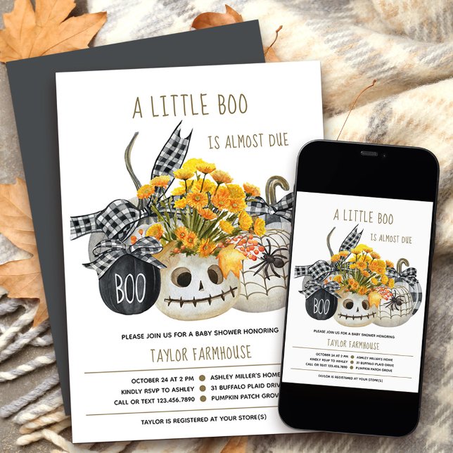 Invitación Little Boo Farmhouse Pumpkin Halloween Baby Shower (Little Boo Halloween Baby Shower Invitation with stylish farmhouse plaid and fall flowers
)
