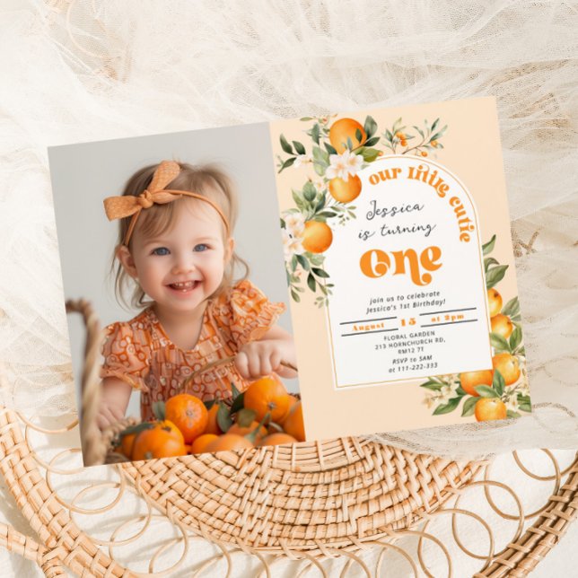 Invitación Little Cutie citrus foto chica de primer cumpleaño (Subido por el creador)