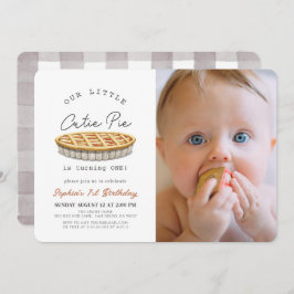 Invitación Little Cutie Pie Fall White First Birthday Photo