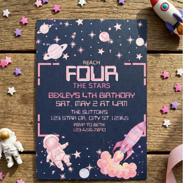 Invitación Llega a Cuatro Estrellas Espacio Rosa Cumpleaños 4 (Subido por el creador)