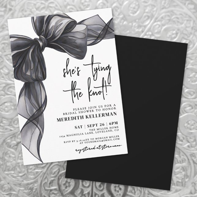 Invitación Lluvia de Regalos de Boda de Black Bow Atando el N (Black Bow Tying The Knot Bridal Shower Invitation)