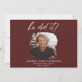 Invitación Lo hizo con una graduación de fotos moderna y burl