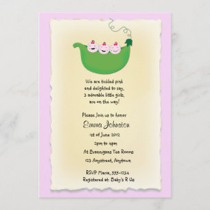 Invitación Los guisantes del chica del trío en una fiesta de