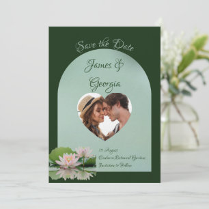 Invitación Loto verde y rosa suave minimalista salven la fech