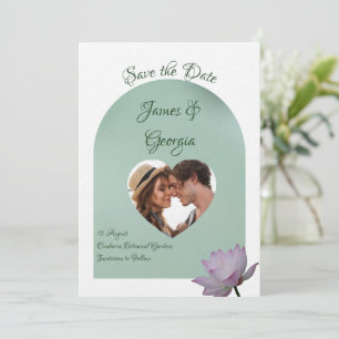 Invitación Loto verde y rosa suave minimalista salven la fech