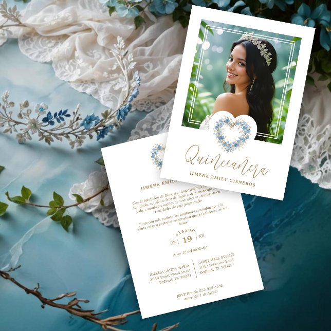 Invitación Lovely XVs Floral Blue & Gold Heart Shape Wreath  (Lovely Cute Spanish Quinceañera Floral Blue & Gold Heart Shape Wreath Invitations Cards.)