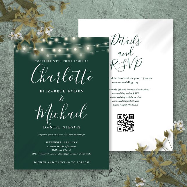 Invitación Luces de Cadena Script Esmeralda Verde Código QR B (String Lights Script Emerald Green QR Code Wedding Invitation
)