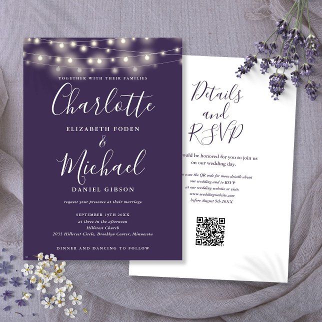 Invitación Luces de Cadena Script Morado Código QR Boda (String Lights Script Purple QR Code Wedding Invitation)
