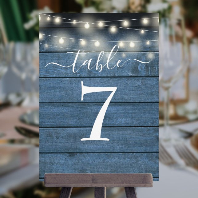 Invitación Luces de Cuerda de Madera Rústica Azul Número de M (Blue Rustic Wood String Lights Table Number)