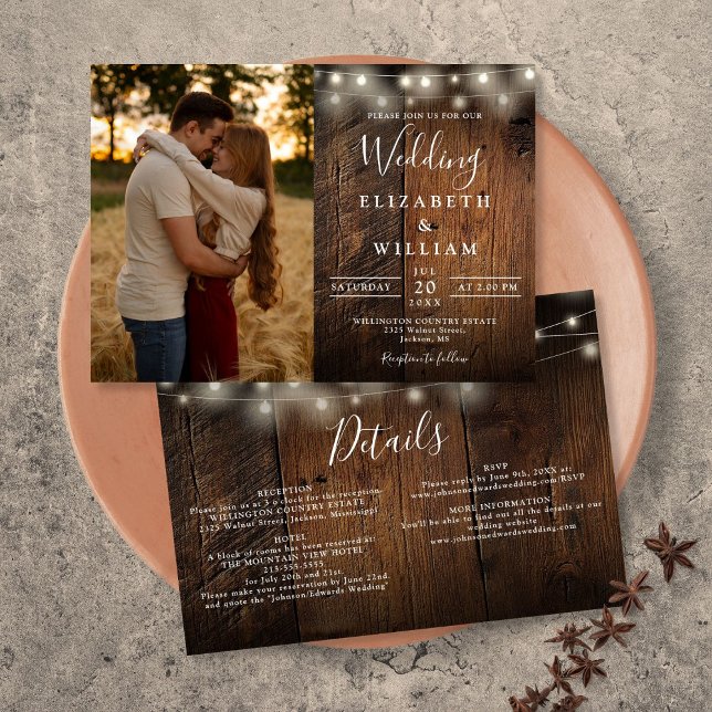 Invitación Luces de Cuerda de Madera Rústica Todo en Uno para (All In One Rustic Wood String Lights Wedding Photo Invitation)
