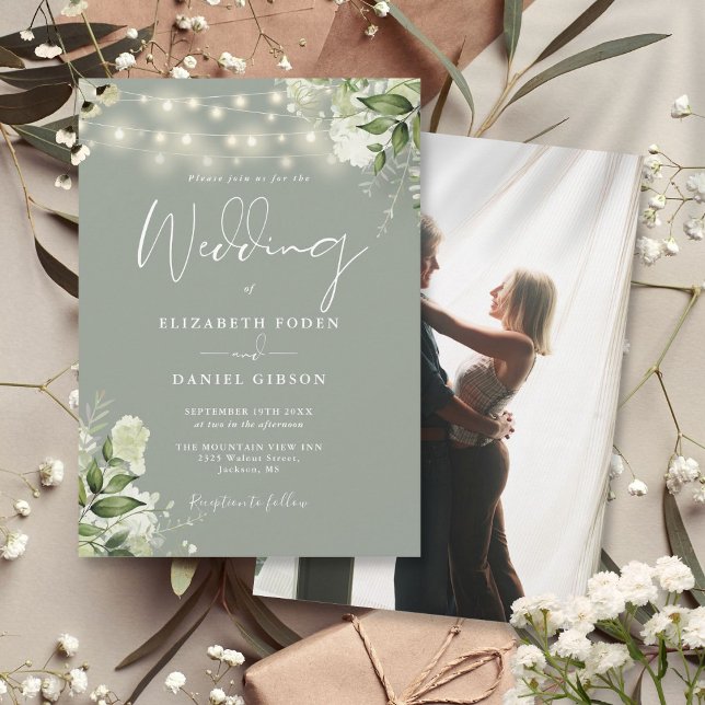 Invitación Luces de Cuerda Florales Verde Salvia Foto Boda (Sage Green Floral String Lights Photo Wedding Invitation)