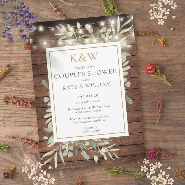 Invitación Luces de Cuerda Monograma de Madera para Fiesta de (String Lights Wood Monogram Couples Shower Invitation)