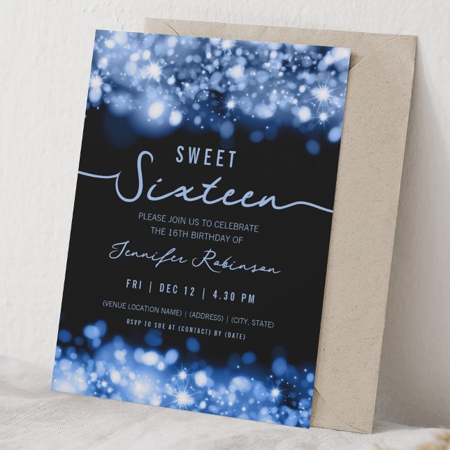 Invitación Luces Elegantes de Destello Cumpleaños Dieciséis A (Elegant Sparkle Lights Sweet Sixteen Navy Blue Invitation)