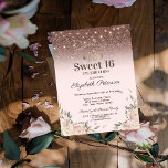 Invitación Luces, Purpurina de flores rosas dulces 16<br><div class="desc">Un QUINCEAÑERA moderno,  de moda y glamuroso con una tiara dorada elegante,  luces de cuerda y flores rosas.</div>