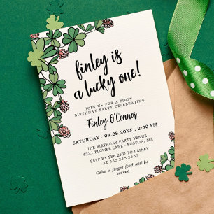 Invitación Lucky One Four Leaf Clover Primer Fiesta de cumple