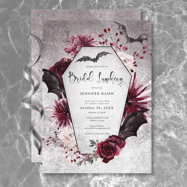Invitación Lunes de novia gótico negro y borgoñoso (Gothic Black & Burgundy Spooky Bridal Luncheon Invitation)