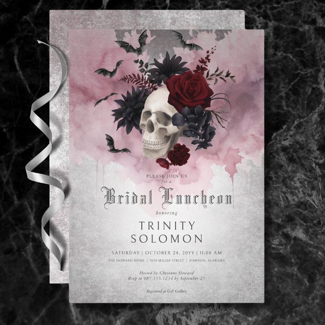 Invitación Lunes de Novias Gótico en Burgundy Skull & Bats (Gothic Black & Burgundy Skull & Bats Bridal Lunch Invitation)